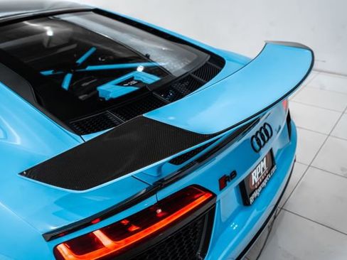 Used 2017 Audi R8 V10 plus AWD/4WD image 13