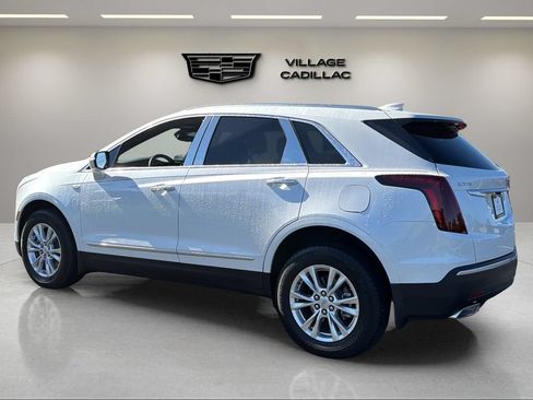 Certified 2026 Cadillac XT5 Luxury FWD image 3