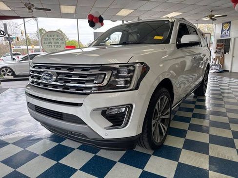 Used 2021 Ford Expedition Max Limited image 3