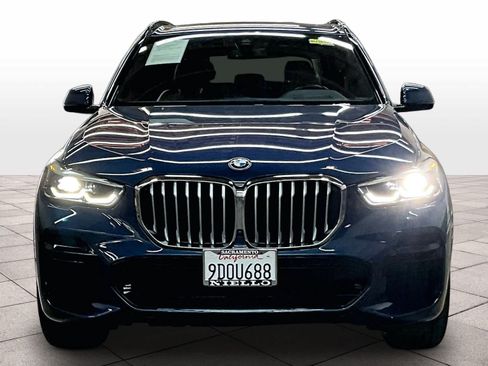 Used 2023 BMW X5 xDrive40i w/ M Sport Package AWD/4WD image 3