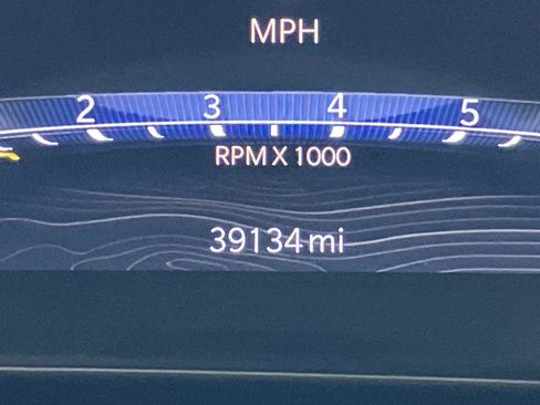 Used 2022 Jeep Grand Cherokee Limited w/ Luxury Tech Group II image 22