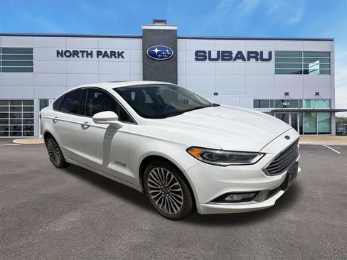 Used 2017 Ford Fusion Titanium FWD image 1