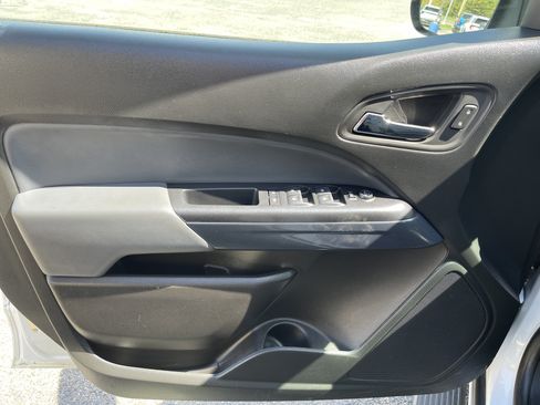 Used 2020 Chevrolet Colorado Z71 AWD/4WD image 11