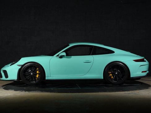 Used 2018 Porsche 911 GT3 RWD image 13