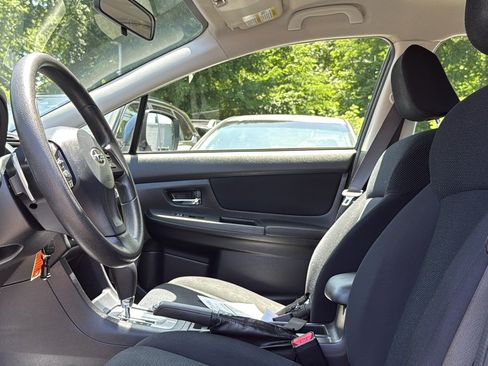 Used 2013 Subaru Impreza 2.0i Premium AWD/4WD image 12