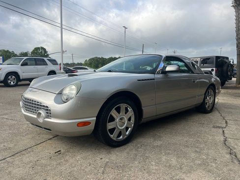 Used 2004 Ford Thunderbird image 11