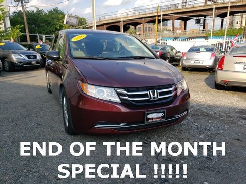 Used 2016 Honda Odyssey LX image 1