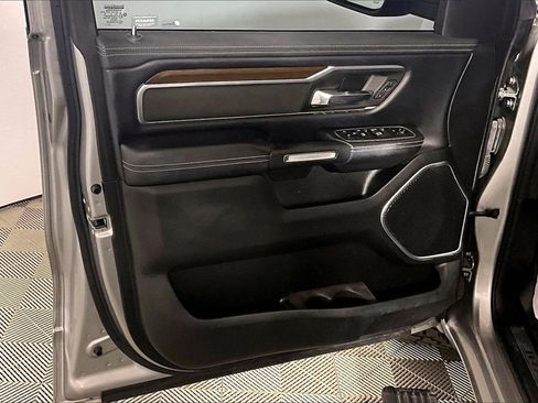 Used 2022 RAM 1500 Laramie w/ Laramie Southwest Edition image 19