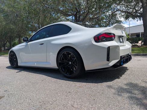 Used 2023 BMW M2 w/ Lighting Package RWD image 6
