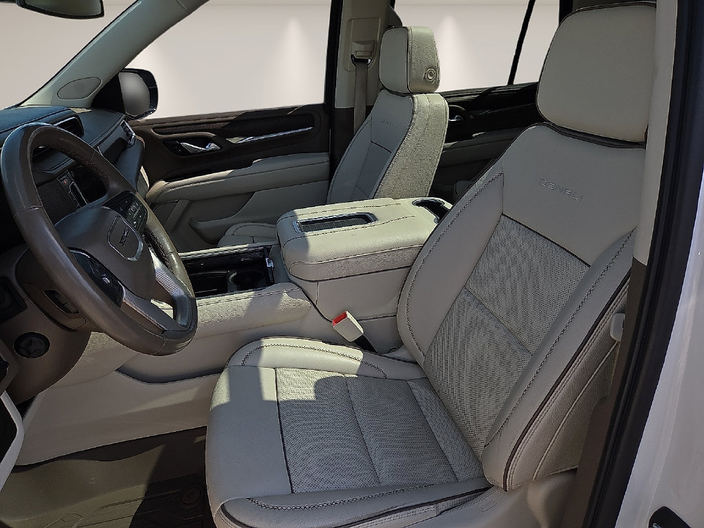 Used 2022 GMC Yukon Denali RWD image 14