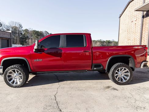 Used 2020 Chevrolet Silverado 2500 LT w/ Texas Edition image 5