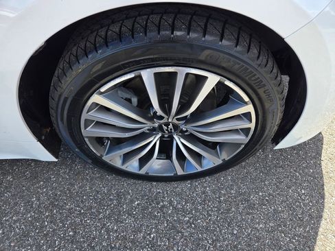 Used 2019 Kia Stinger Premium image 12