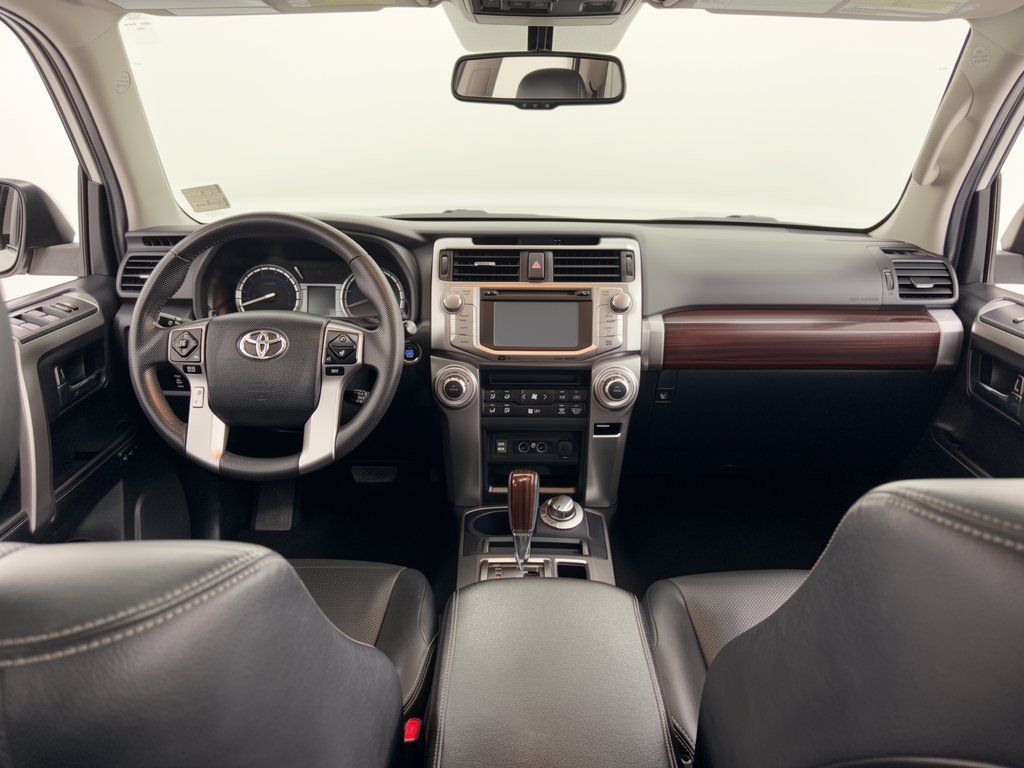 Used 2018 Toyota 4Runner Limited AWD/4WD image 17