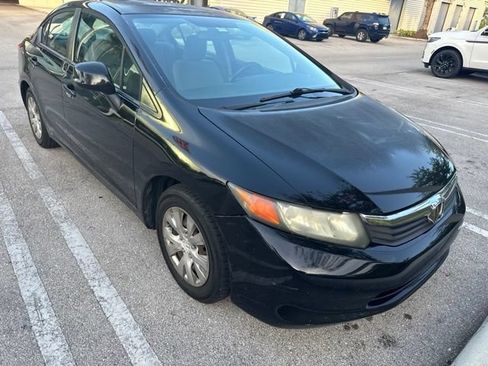 Used 2012 Honda Civic LX image 3