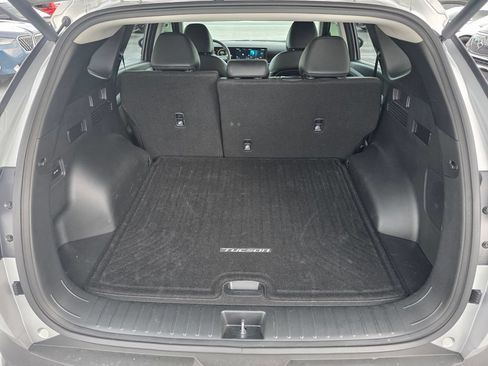 Used 2025 Hyundai Tucson Limited AWD/4WD image 17