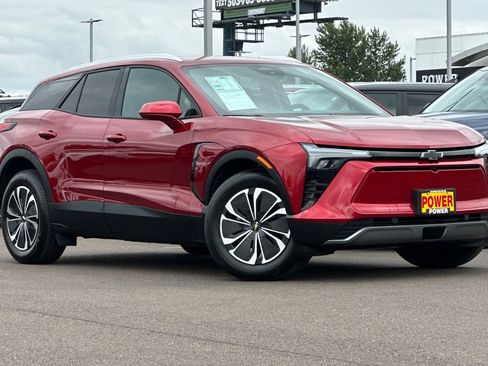 Used 2026 Chevrolet Blazer EV LT FWD image 2