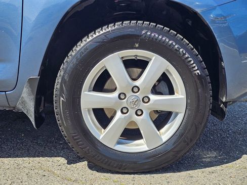 Used 2007 Toyota RAV4 Limited FWD image 11