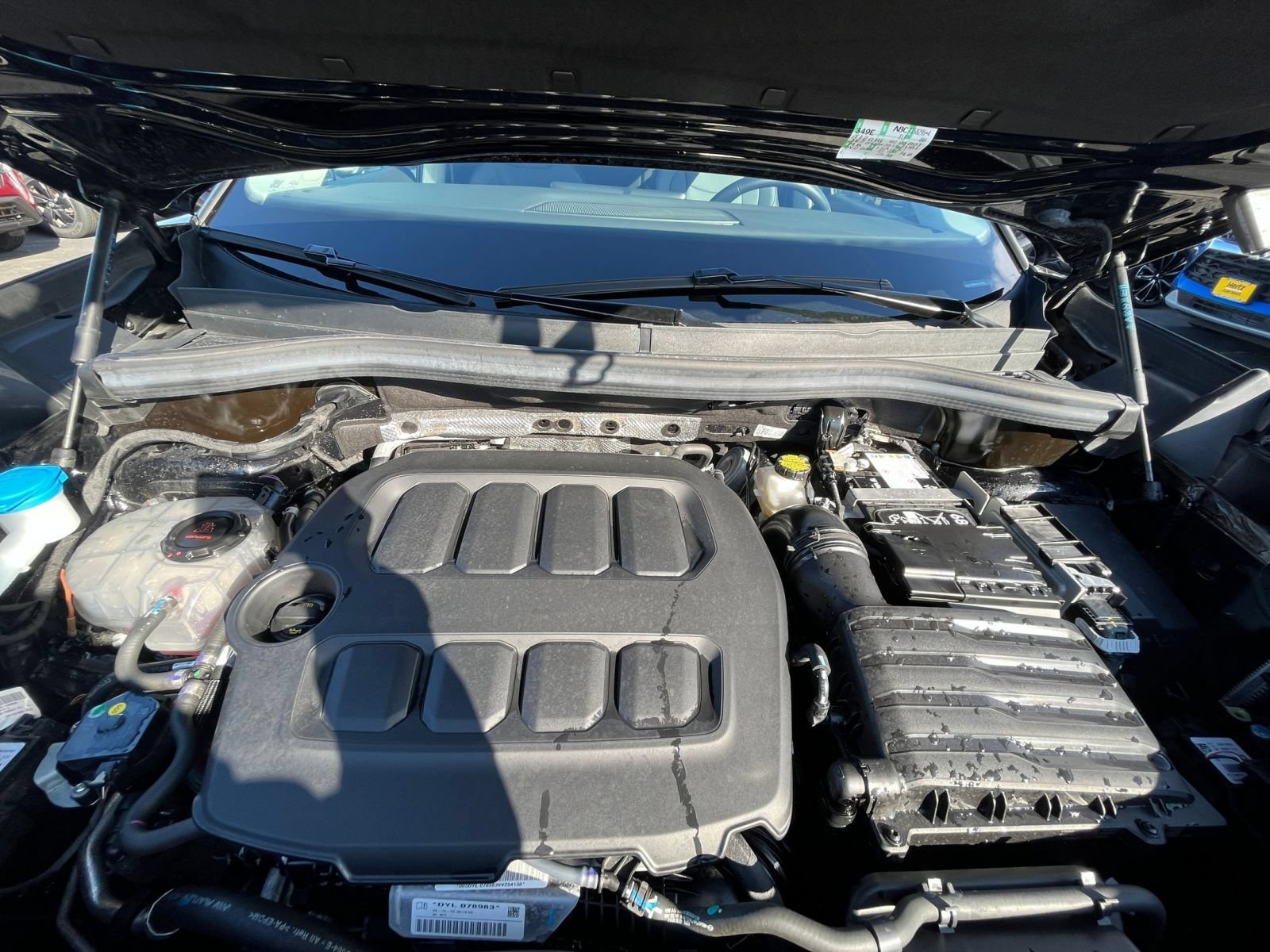 Used 2026 Volkswagen Tiguan SE AWD/4WD image 33