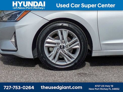 Used 2019 Hyundai Elantra SEL image 10