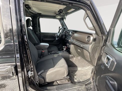 Used 2019 Jeep Wrangler Unlimited Sport S AWD/4WD image 30