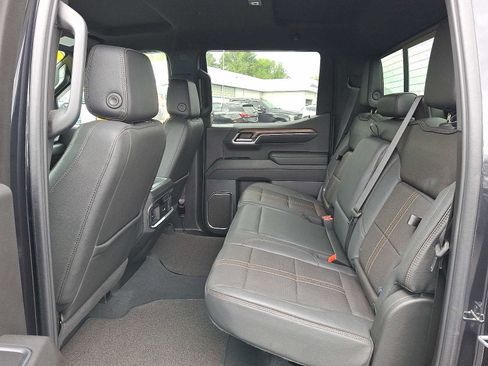 Used 2024 Chevrolet Silverado 1500 High Country AWD/4WD image 10