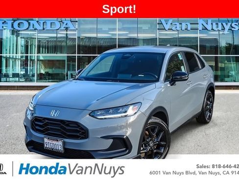 Used 2025 Honda HR-V Sport image 1