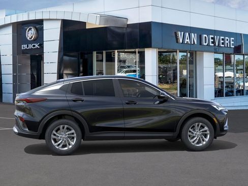 New 2025 Buick Envista Preferred w/ Advanced Safety Package image 5