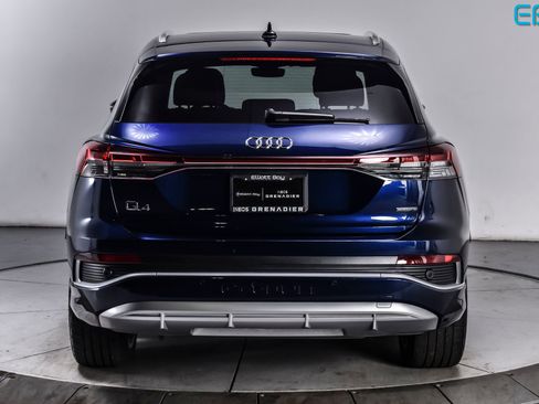 Used 2023 Audi Q4 e-tron Prestige AWD/4WD image 5