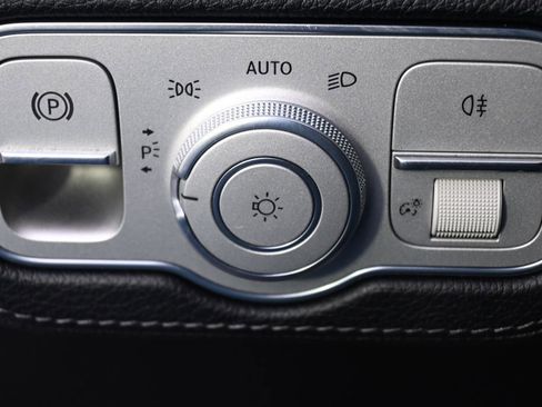 Used 2020 Mercedes-Benz GLS 580 4MATIC image 25