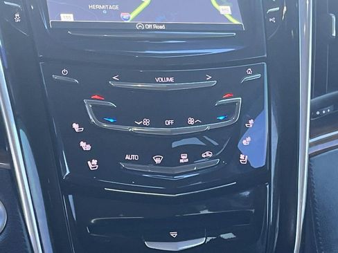 Used 2017 Cadillac Escalade Luxury image 17