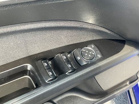Used 2016 Ford Fusion SE FWD image 19