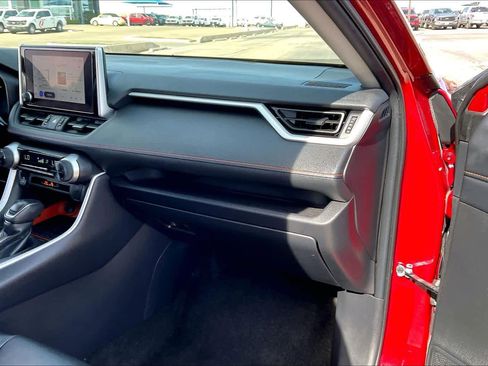 Used 2024 Toyota RAV4 Adventure image 18