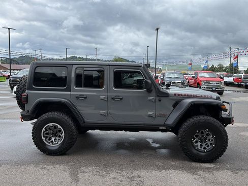 Used 2018 Jeep Wrangler Unlimited Rubicon AWD/4WD image 25