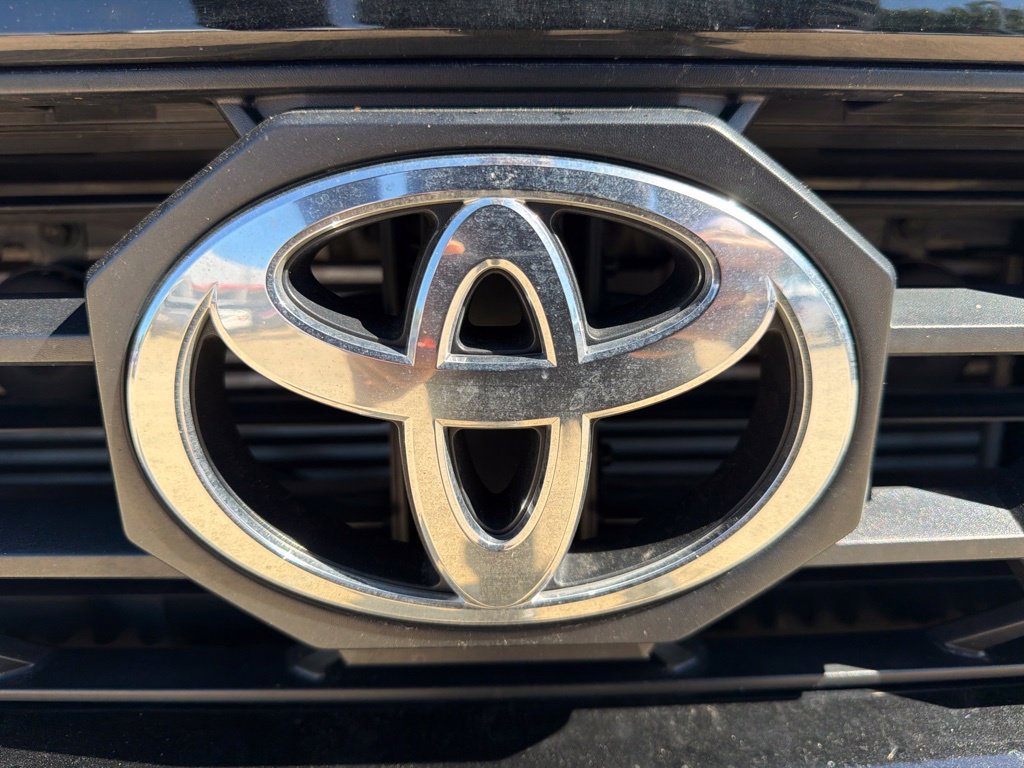 Certified 2025 Toyota 4Runner TRD Off-Road Premium AWD/4WD image 17