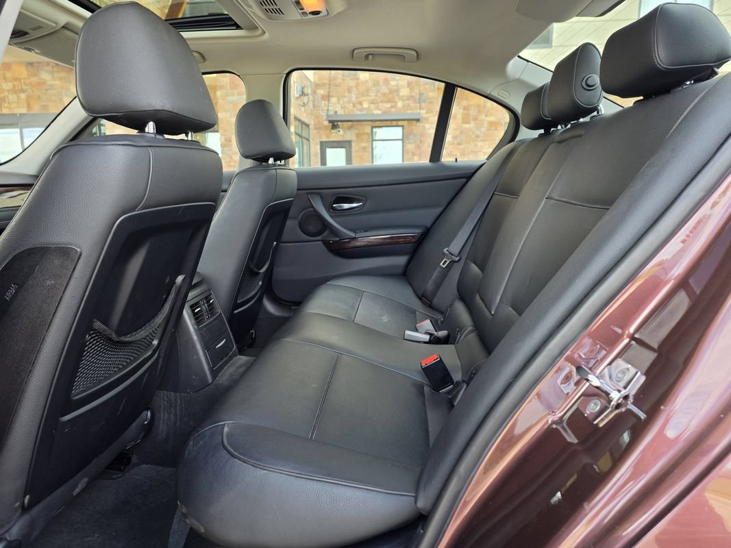 Used 2006 BMW 330xi Sedan AWD/4WD image 16