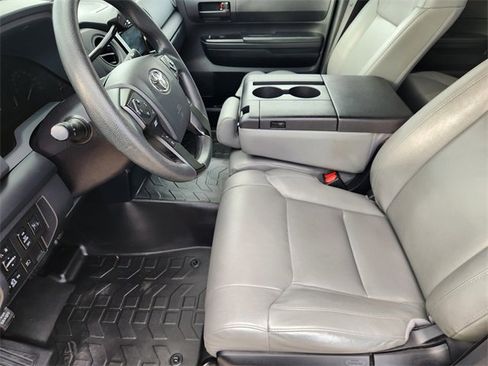 Used 2019 Toyota Tundra SR image 10