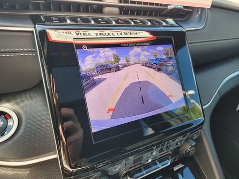 New 2025 Jeep Grand Cherokee Altitude RWD image 31