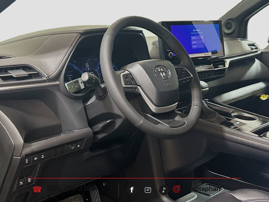 New 2026 Toyota Sienna XLE Woodland Edition AWD/4WD image 10