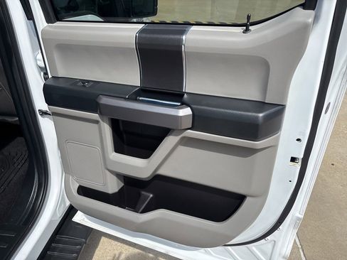 Used 2018 Ford F150 XLT w/ Trailer Tow Package AWD/4WD image 40