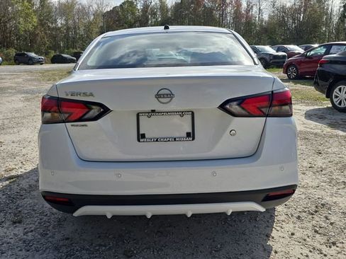 New 2025 Nissan Versa S w/ Trunk Package FWD image 7