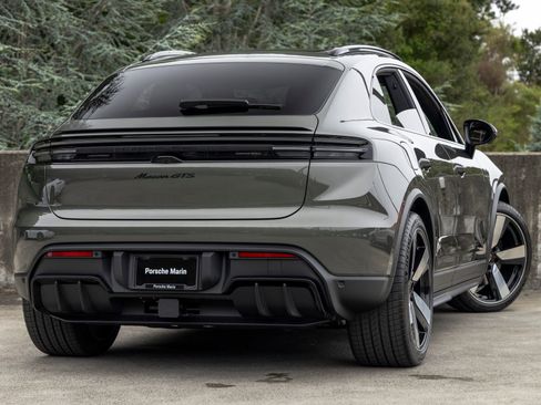 New 2026 Porsche Macan GTS Electric AWD/4WD image 11