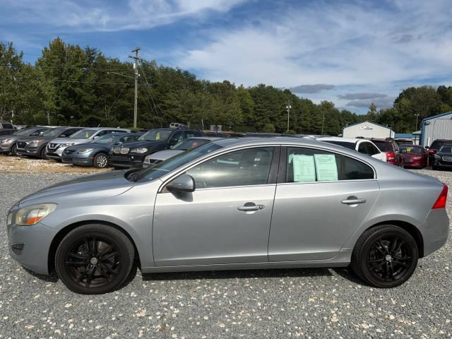 Used 2011 Volvo S60 T6 AWD/4WD image 2