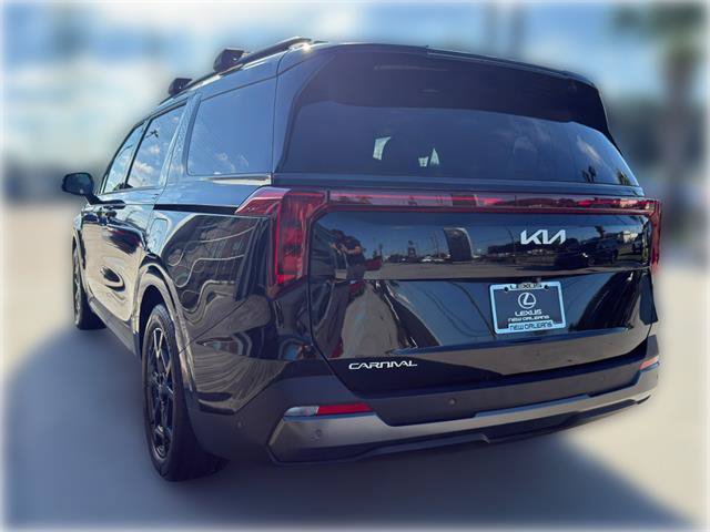 Used 2025 Kia Carnival SX FWD image 6