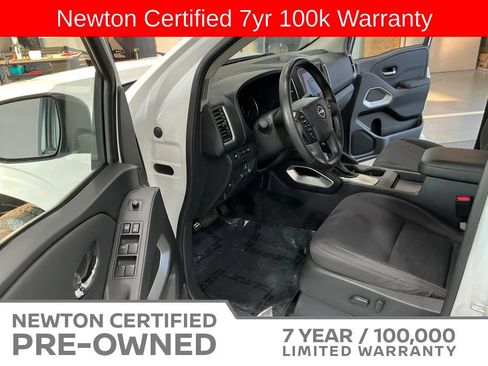 Used 2023 Nissan Frontier SV w/ Technology Package AWD/4WD image 7