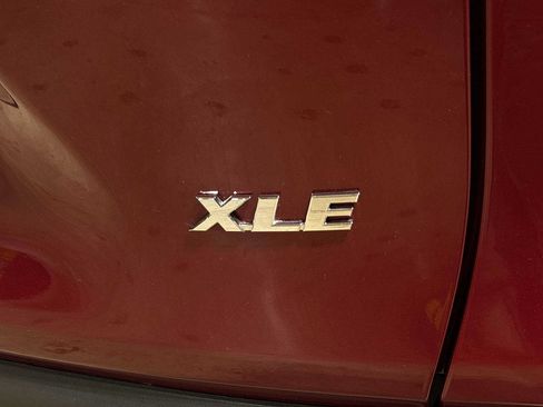 Used 2023 Toyota RAV4 XLE FWD image 26