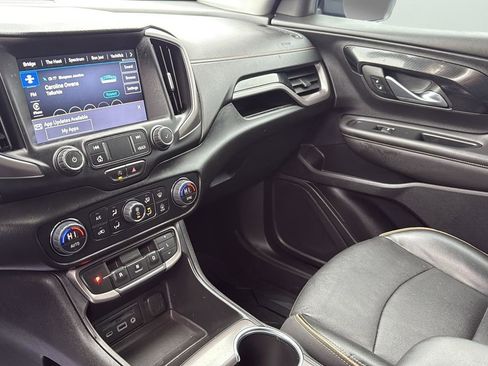 Used 2022 GMC Terrain AT4 w/ Tech Package image 18