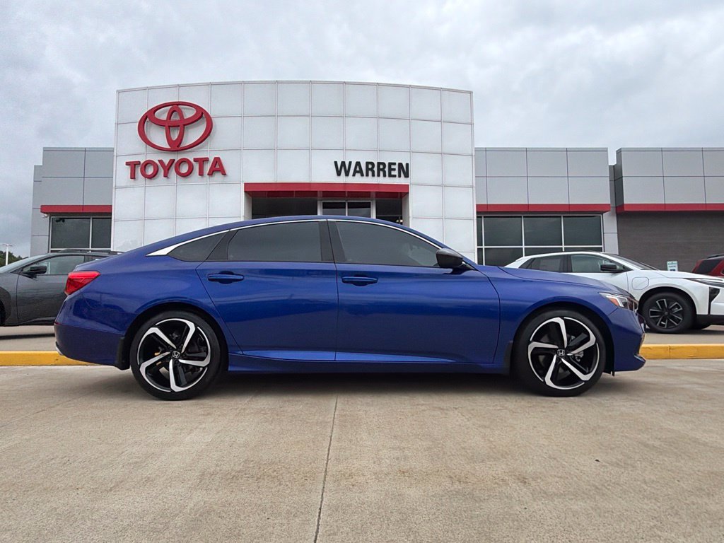 Used 2021 Honda Accord Sport image 3