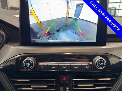 Used 2023 Ford Escape Active image 17