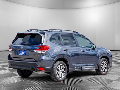 Used 2024 Subaru Forester Premium AWD/4WD image 5
