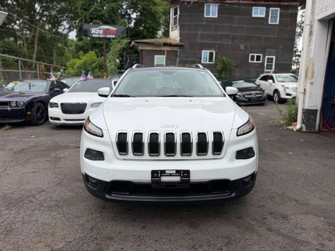 Used 2014 Jeep Cherokee Latitude w/ Comfort/Convenience Group FWD image 13